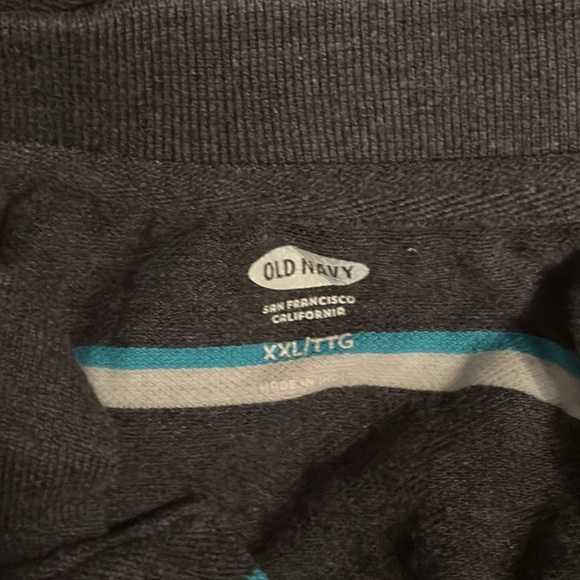 Old navy polo shirt. XXL - Picture 3 of 3